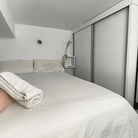 Hierro Flat 아파트